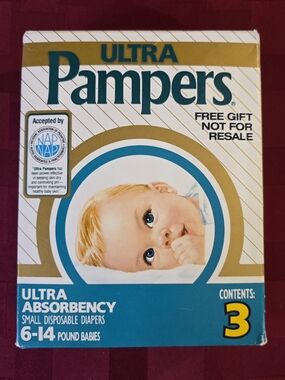 Vintage Box Of 3 Small Diapers Ultra Pampers Sealed Box Free Gift Sample 1980s
